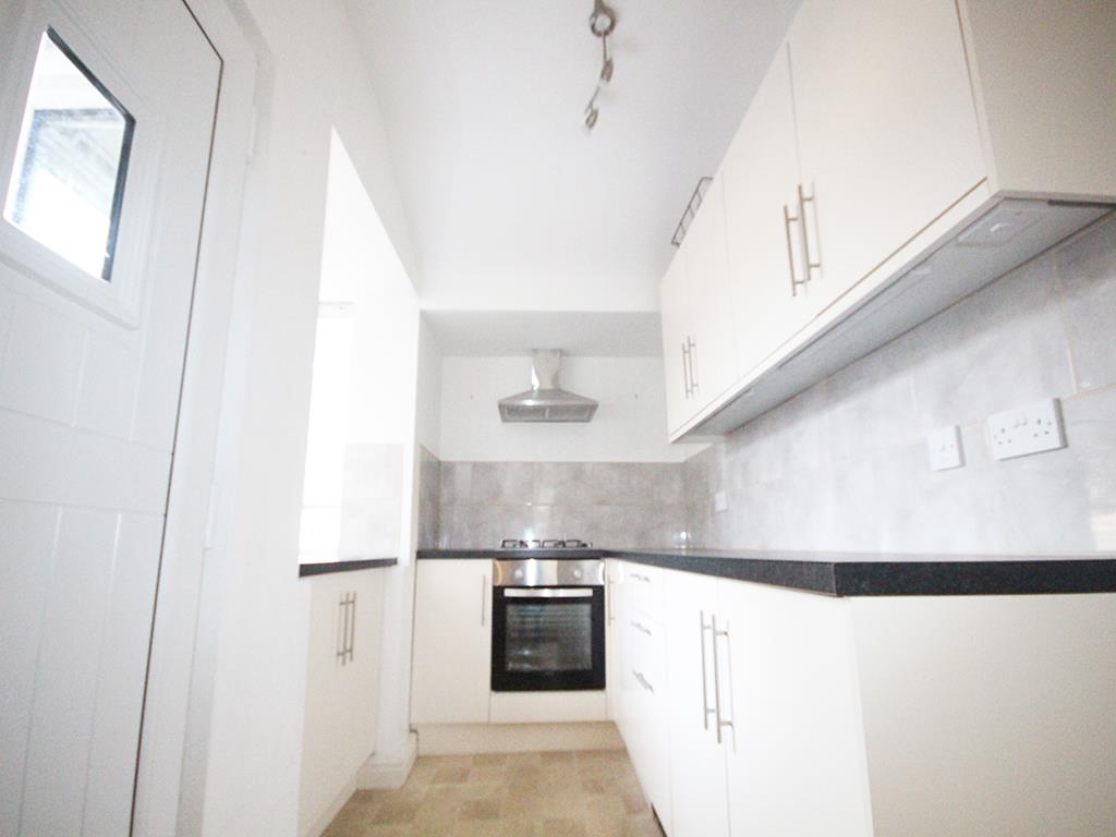 2 bedroom mid terrace house To Let in Barnoldswick - IMG_1601.jpg